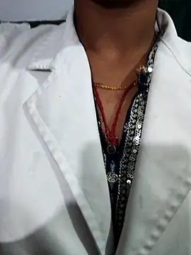 xx_priti Adlı Modelin Canlı XXX Sohbeti