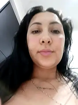 XXX chat uživo modela You-kitty2025