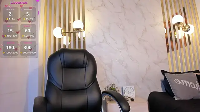 Oriana_gh 即時 XXX 聊天