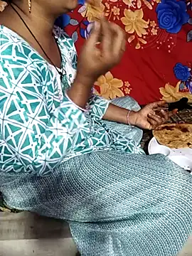 heena3355 élő XXX-chatje