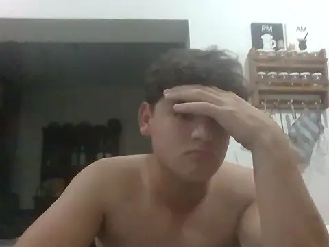 Czat XXX na żywo – Myboy0020