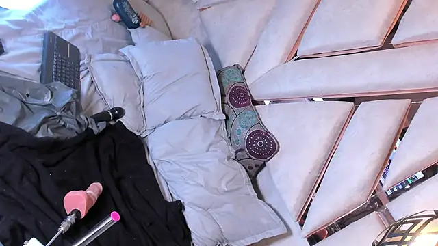 shineevg – Naživo XXX chat