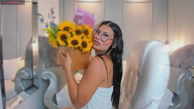 دردشة MiaSmit_ الجنسية المباشرة