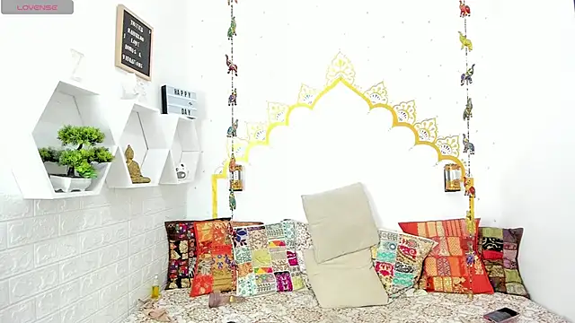 دردشة LadyNahir الجنسية المباشرة