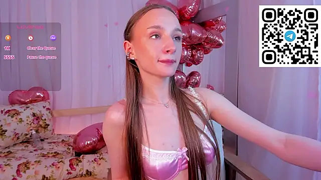 miiss__lulu élő XXX-chatje