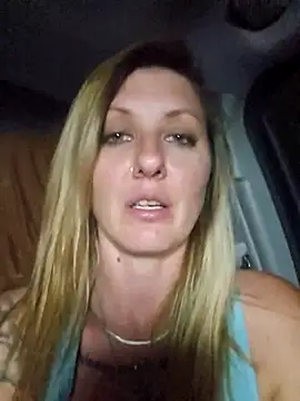 SheIsSomething Live XXX-chat