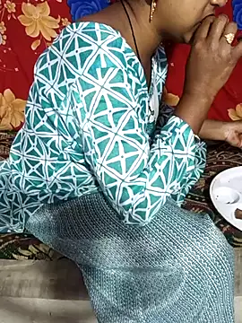 heena3355 লাইভ XXX চ্যাট