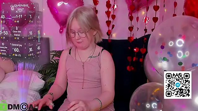 Онлайн чат XXX Sara_Robinson