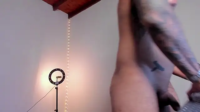 แชท XXX สดของ LuigiVitale_1