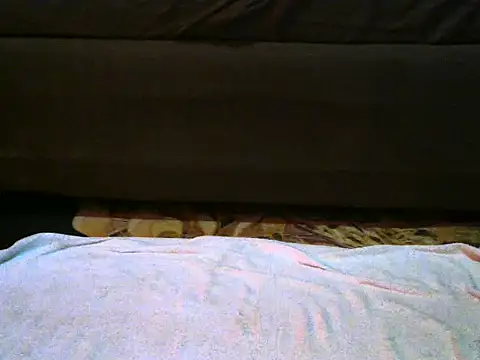 Tai_Reign Adlı Modelin Canlı XXX Sohbeti