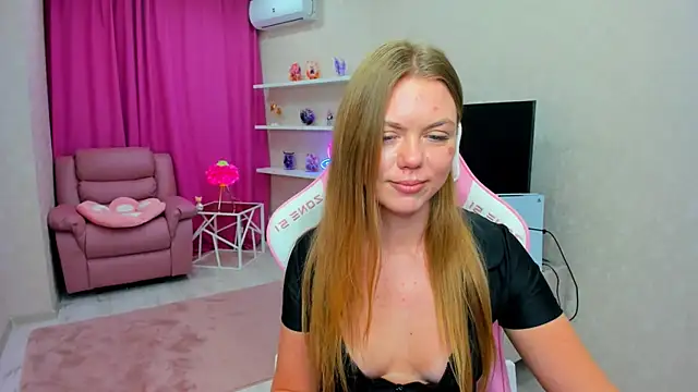 StrawberryeのライブXXXチャット