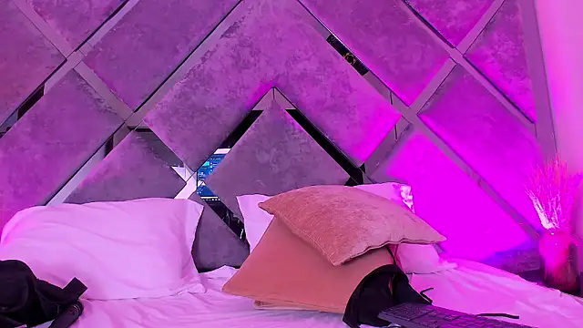 عرض كام luciagray1