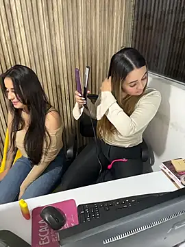 Antonella_JulietaのライブXXXチャット