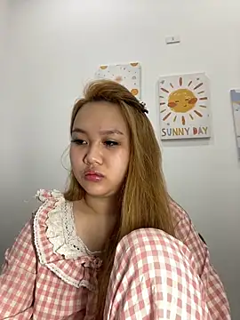 عرض كام Almira6868