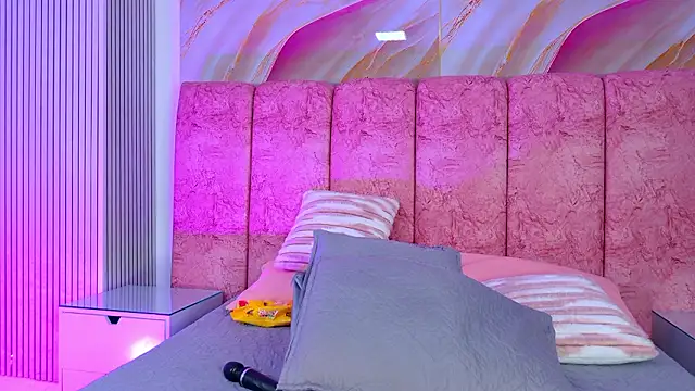 emmacurvy 라이브 XXX 채팅