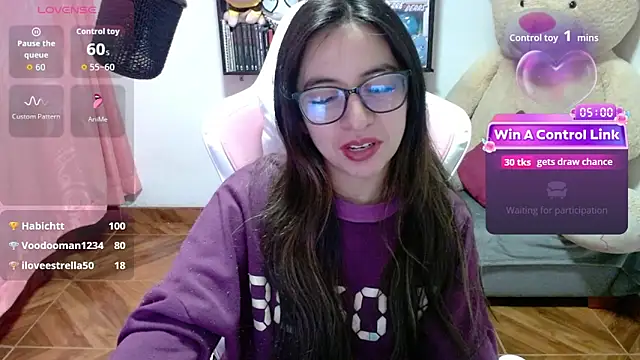 Maggie_Fox3 élő XXX-chatje