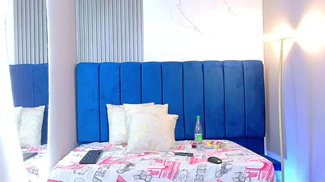 rouxinferno_cr Live XXX-Chat