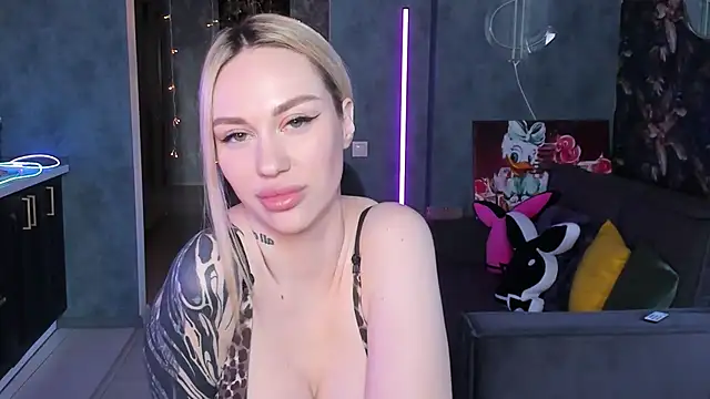 Blckmirrorr Live XXX Chat