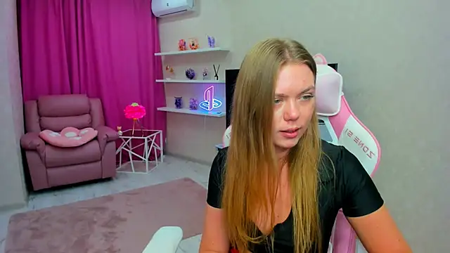 Strawberrye Live XXX-Chat