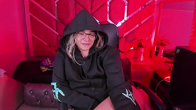 Chat XXX en directo de Olivia_Fox69