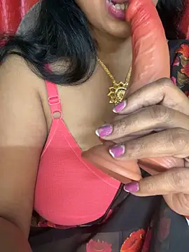 Kritika_21 Adlı Modelin Web Kamerası Şovu