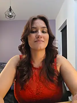 دردشة MiaRides19 الجنسية المباشرة