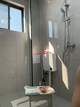 sunny-520 লাইভ XXX চ্যাট