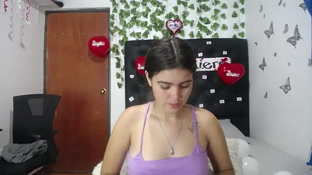 isabel_09 লাইভ XXX চ্যাট