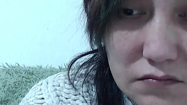 VERYHAPPYWOMANXXX élő XXX-chatje