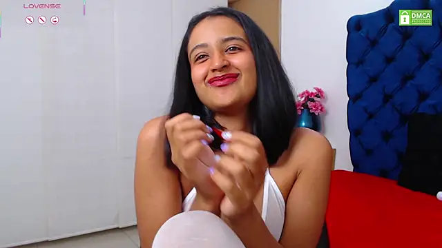 Lili666_ Live XXX-Chat