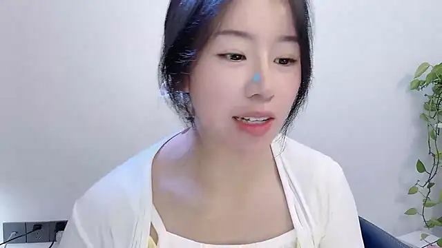 chloe-01 Live XXX-chat