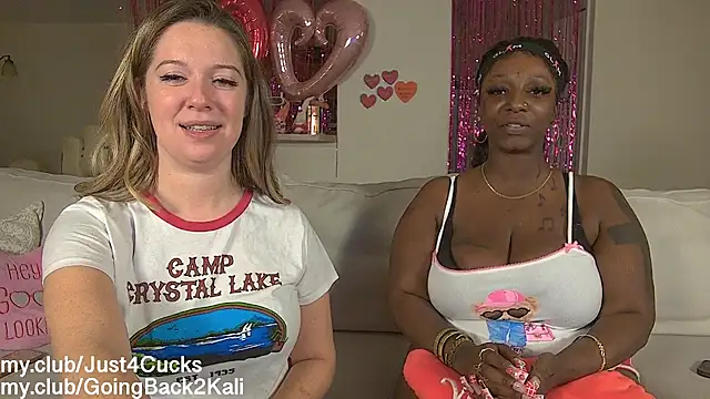 แชท XXX สดของ boomboomr00m