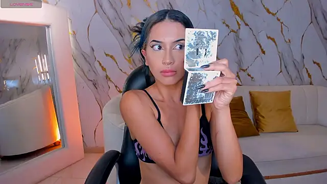 KayraLanne Chat XXX in diretta