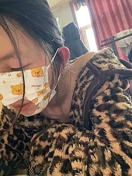 แชท XXX สดของ yixianshen188