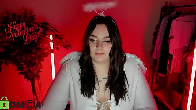 Mia_R0ss élő XXX-chatje