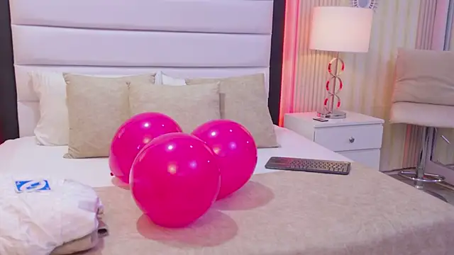 CristalAndDeimon – Live XXX-chat