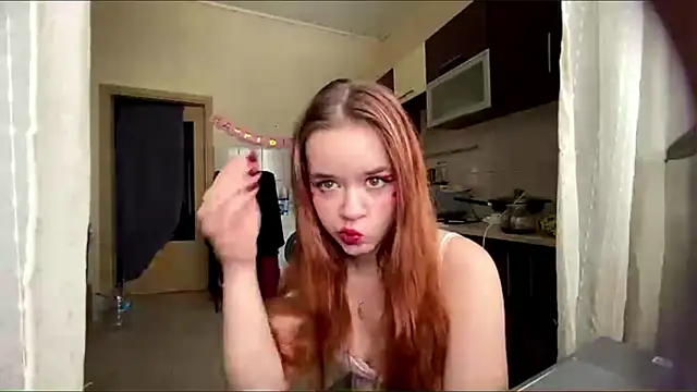 Show modela MariiCooper na web-kameri