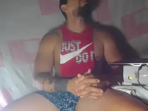 sebasx412 Adlı Modelin Canlı XXX Sohbeti