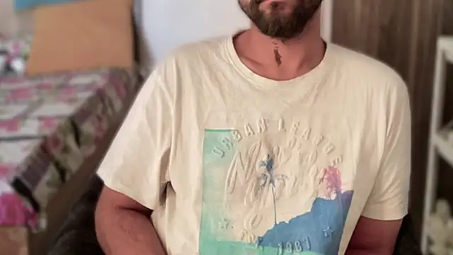 Chat +18 de MakeMeAwareAah ao vivo