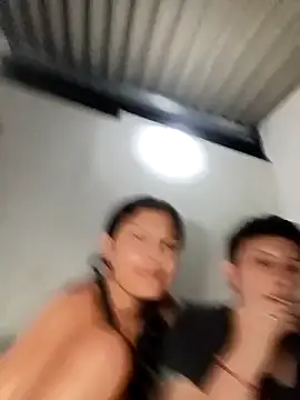 Chat +18 de Mei_and_Gaby ao vivo