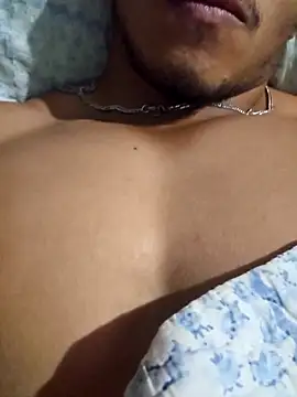 vtzbbgg's Webcam Show