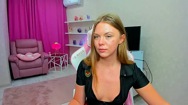 Czat XXX na żywo – Strawberrye