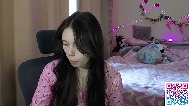 Онлайн чат XXX boozekirs_