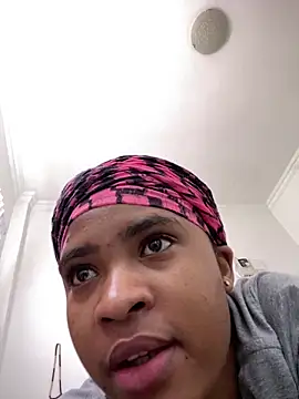 _Fifi: онлайн-секс-чат