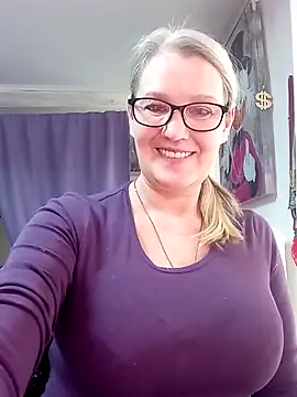 Sembang XXX Secara Langsung irinamaux