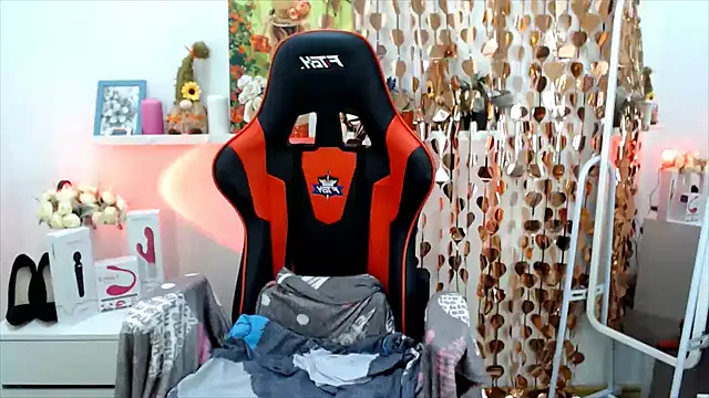 Chat XXX en directo de Lucky_Lana