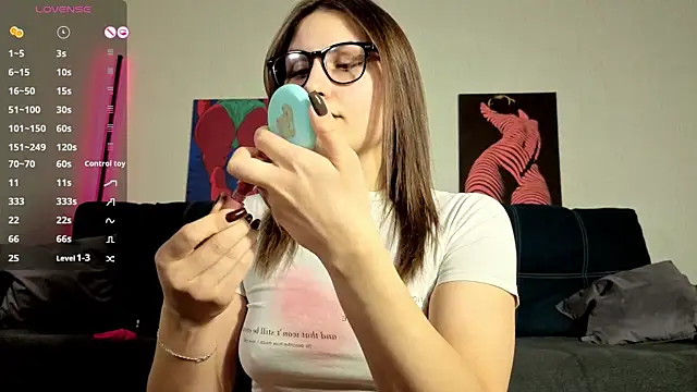 TrixiBell: онлайн-секс-чат