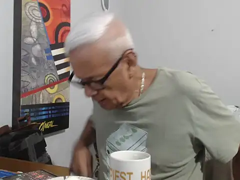 Czat XXX na żywo – dirtysluttyfist