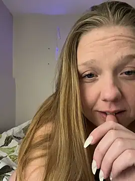 tinytiff33 Obrolan Langsung XXX