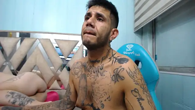 allison_max_tattoo's Live XXX Chat